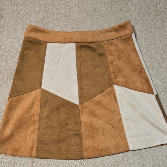 Altar'd State Tan and Cream Asymmetrical A-Line Mini Skirt - Picture 1 of 4